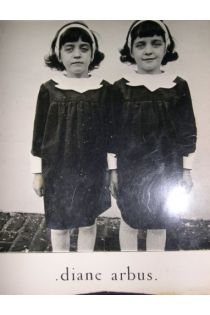 Diane Arbus Diane Arbus: An Aperture Monograph 2769