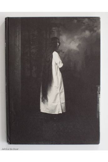 Rineke Dijkstra Gold Dust 1655