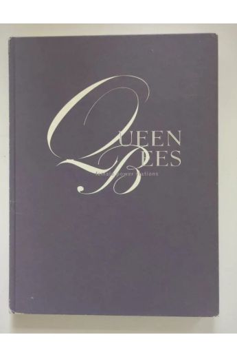 Jacqueline Hassink Queen Bees - Female Power Stations 42